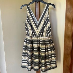 J.Crew 6 Petite Dress Gold Striped